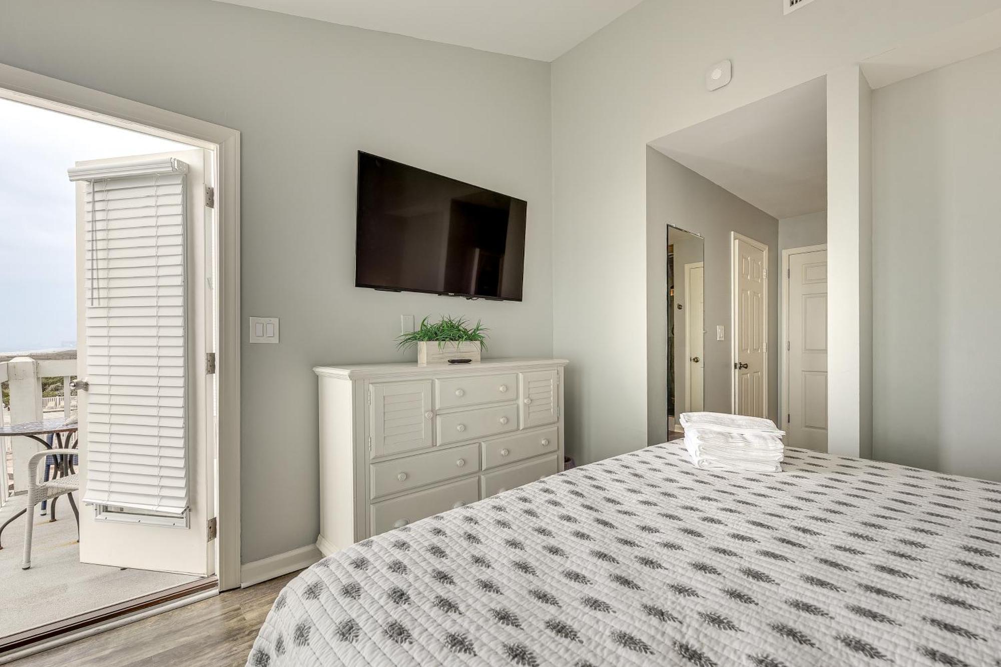 Sunny Seaside Condo With View - Walk To Beach Myrtle Beach Exterior photo